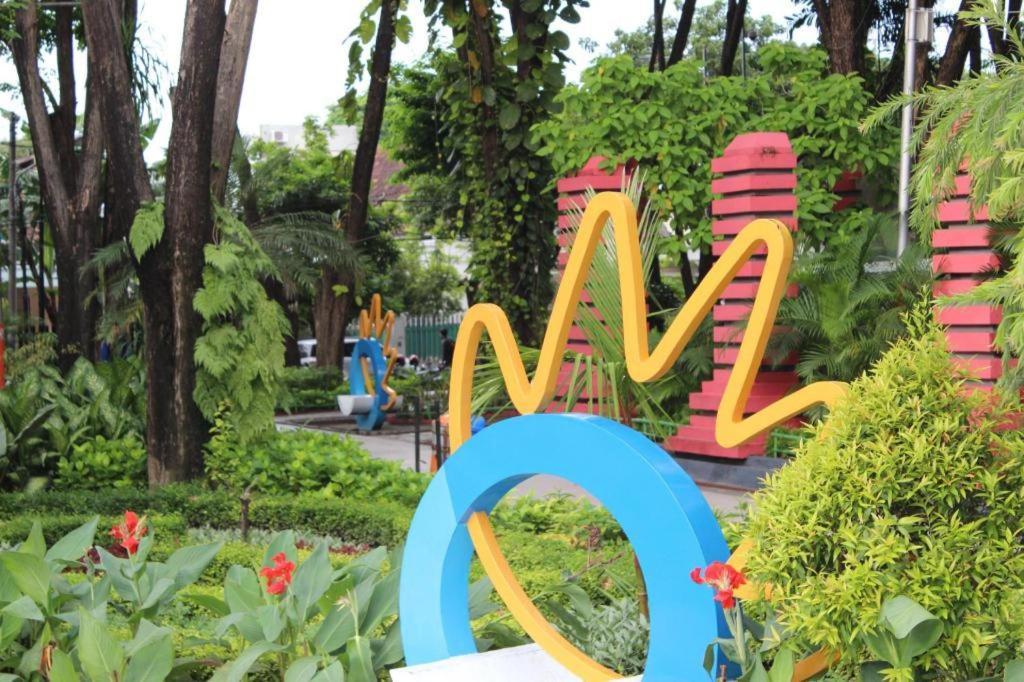 סוראבאיה Jawa 22 Hotel And Residence מראה חיצוני תמונה